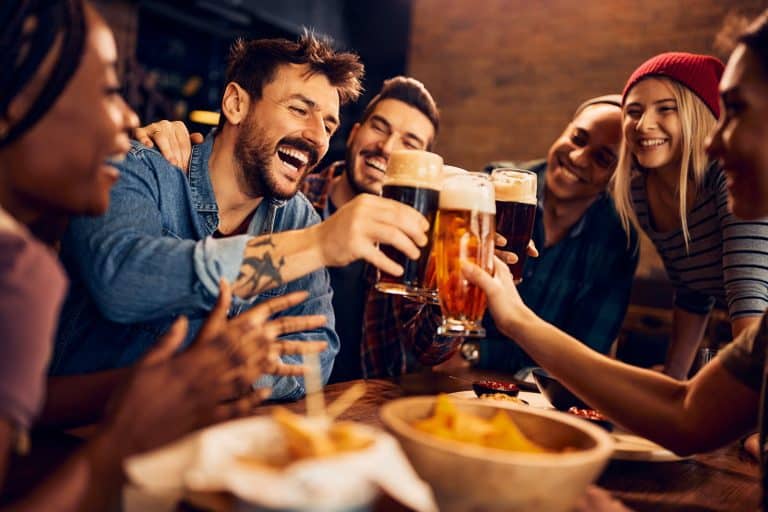 Dépendance à l’alcool : les jeunes sont les plus impactés