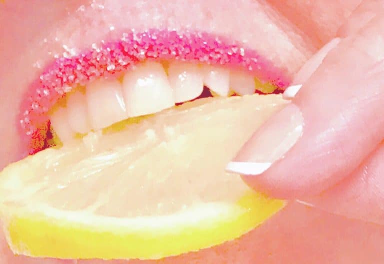 Comment avoir les dents blanche naturellement ? Comment avoir les dents blanche naturellement ?