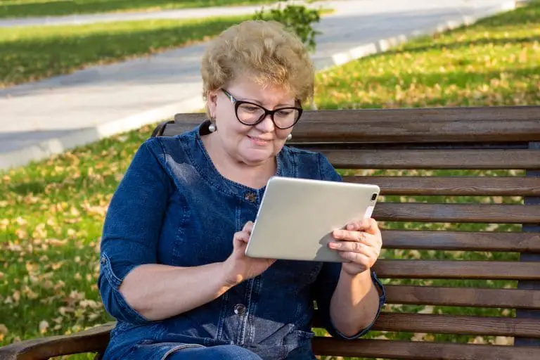 Zoom sur les tablettes pour seniors Zoom sur les tablettes pour seniors