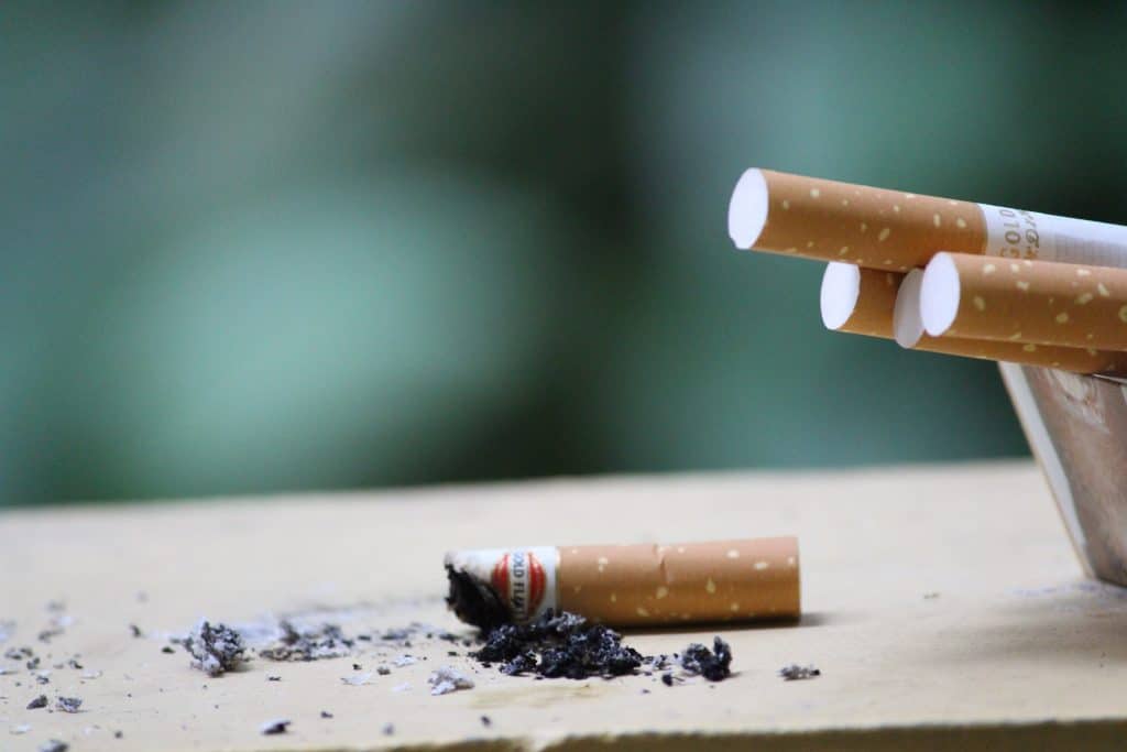 Vers la Fin de la Cigarette en France ?