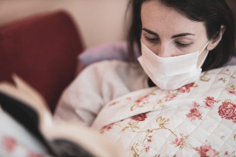 Symptômes évoquant le Covid-19 : comment réagir ? Symptômes évoquant le Covid-19 : comment réagir ?